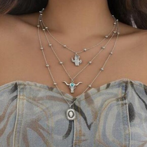 Layered Western Olivia Necklaces Turquoise Boots Pendant Necklace Wester Jewelry - Picture 7 of 7